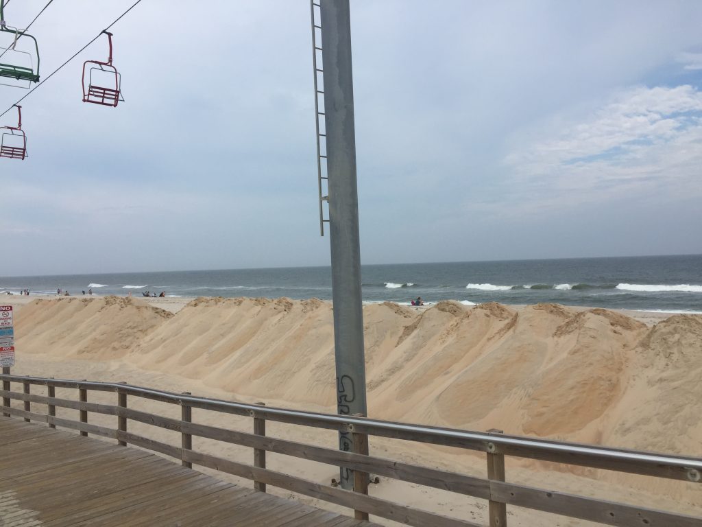 A temporary protective berm being constructed in Seaside Heights, Sept. 2016. (Photo: Daniel Nee)