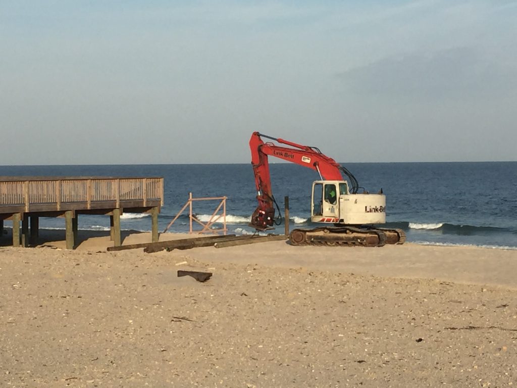 Construction on the Belle-Freeman property begins in Seaside Heights, N.J, Nov. 2, 2016. (Photo: Daniel Nee)