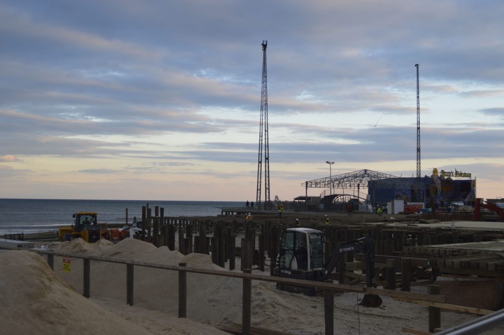 Construction on Casino Pier, Dec. 1, 2016. (Photo: Daniel Nee)