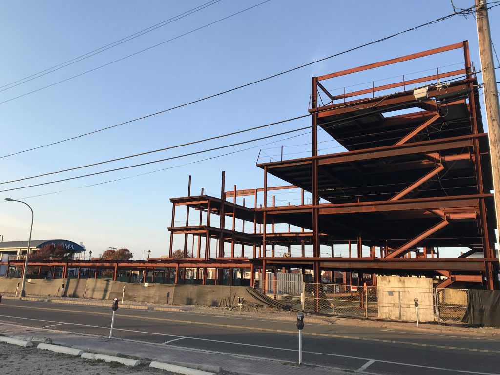 A partial dismantling of the steel structure on the Boulevard in Seaside Heights, N.J., Nov. 29, 2017. (Photo: Daniel Nee)