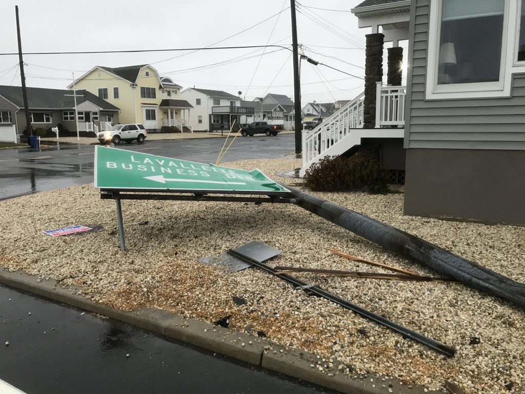 A sign that had fallen on Route 35 in Lavallette, Nov. 26, 2018. (Photo: Daniel Nee)