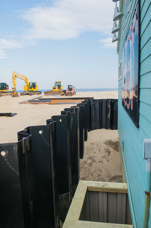 Construction on a sea wall along the Point Pleasant Beach boardwalk. (Photo: Daniel Nee)