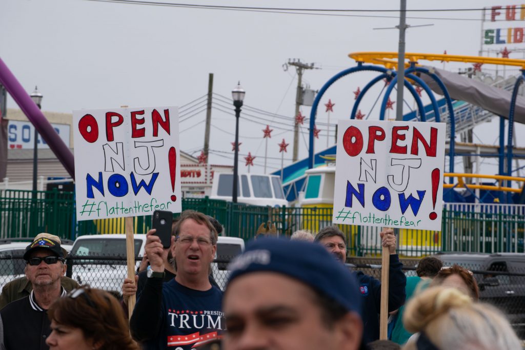 A 'Reopen NJ' rally is held in Point Pleasant Beach, May 25, 2020. (Photo: Daniel Nee)