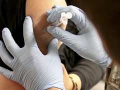 Flu shot/vaccine. (Photo: U.S. Army Corps of Engineers/Flickr)