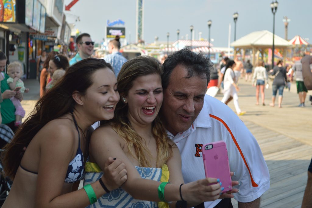 Gov. Chris Christie takes a selfie with two young supporters on the Seaside Heights boardwalk, May 27, 2016. (Photo: Daniel Nee)