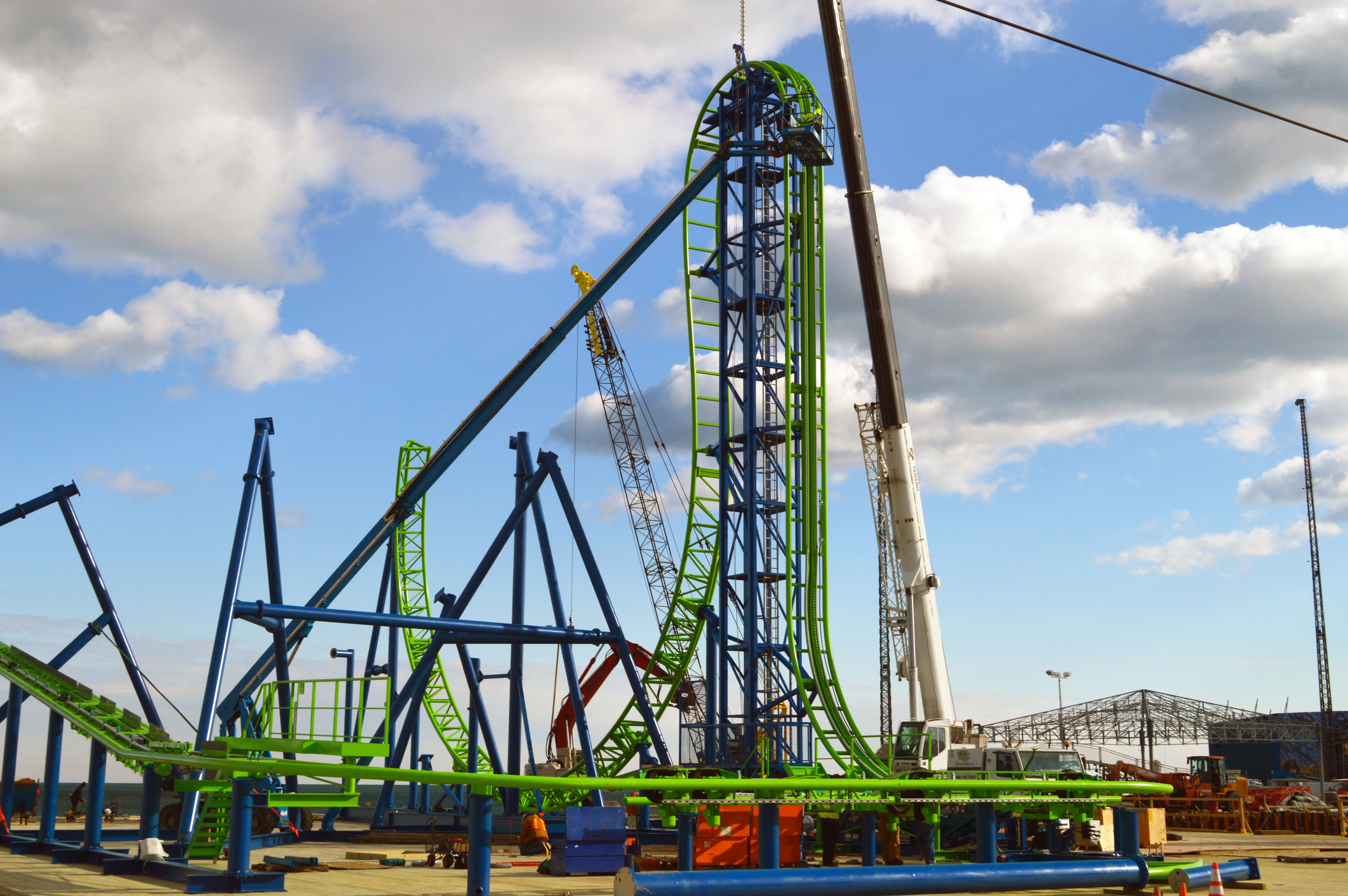 The HYDRUS roller coaster under construction in Seaside Heights. (Photo: Daniel Nee)