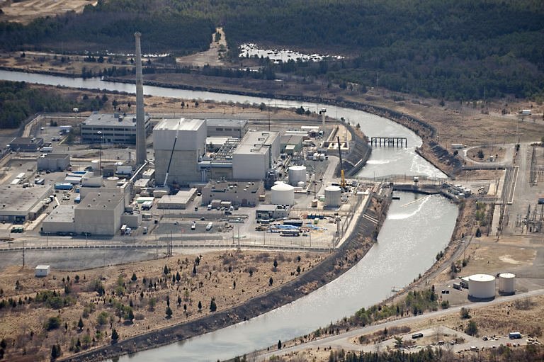 Oyster Creek Generating Station. (Photo: Phys.org)