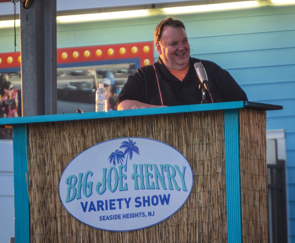 Big Joe Henry hosts his variety show in Seaside Heights, N.J. (Photo: Daniel Nee)