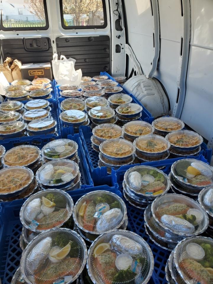 A delivery of 160 meals on the way to Community Medical Center, March 24, 2020. (Photo: Crab's Claw Inn)