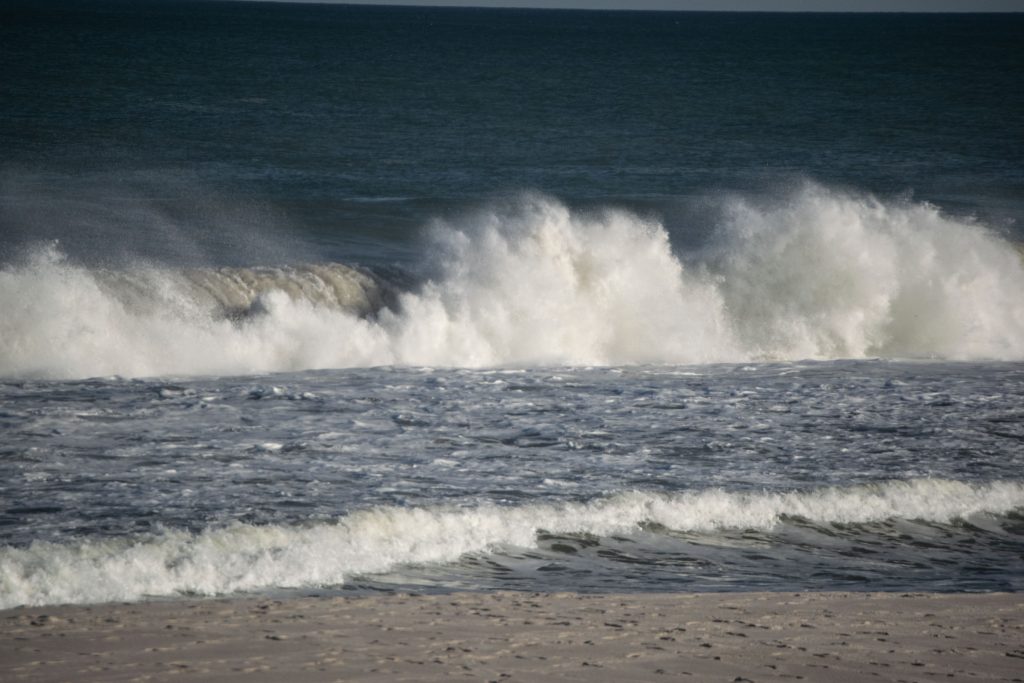 Large waves as Jersey Shore beaches impacted by Hurricane Teddy, Sept. 22, 2020. (Photo: Daniel Nee)