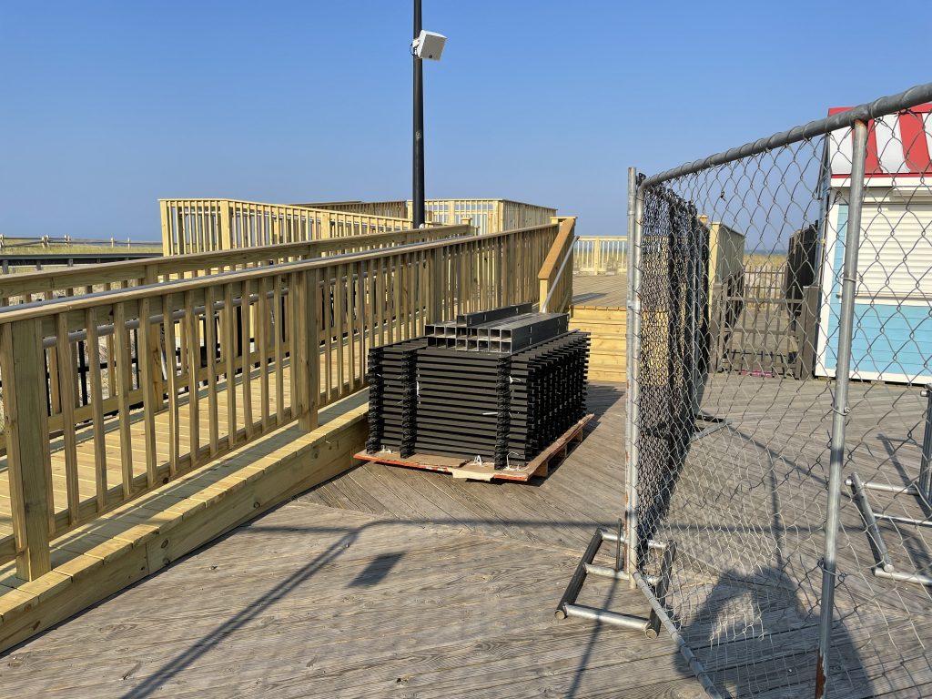 The 'sun deck' viewing platform at Hiering Avenue, Seaside Heights, N.J., May 2021. (Photo: Daniel Nee)