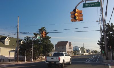 A traffic light blinks at Ortley Avenue in Lavallette, Oct. 16, 2021. (Photo: Daniel Nee)