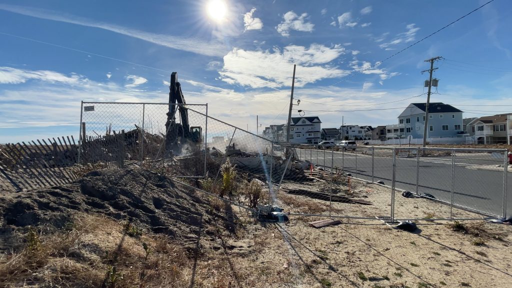 The final demolition of Joey Harrison's Surf Club, Ortley Beach, N.J., Dec. 7, 2021. (Photo: Daniel Nee)