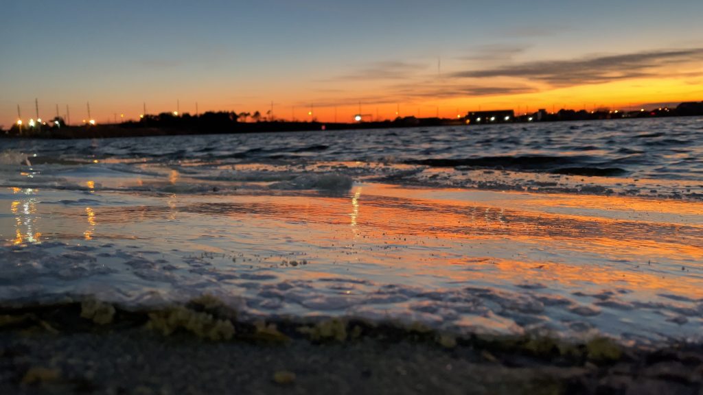 Sunset on Barnegat Bay, Jan. 27, 2022. (Photo: Daniel Nee)