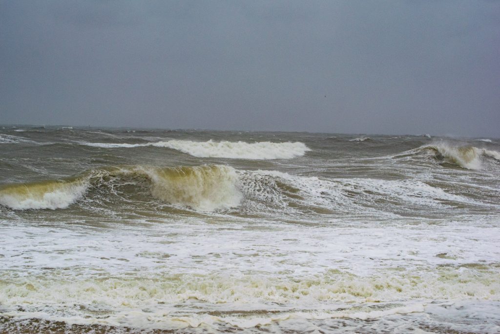 Heavy surf generated by the remnants of Hurricane Ian pound the shoreline in Ocean County, N.J., Oct. 2, 2022. (Photo: Daniel Nee)