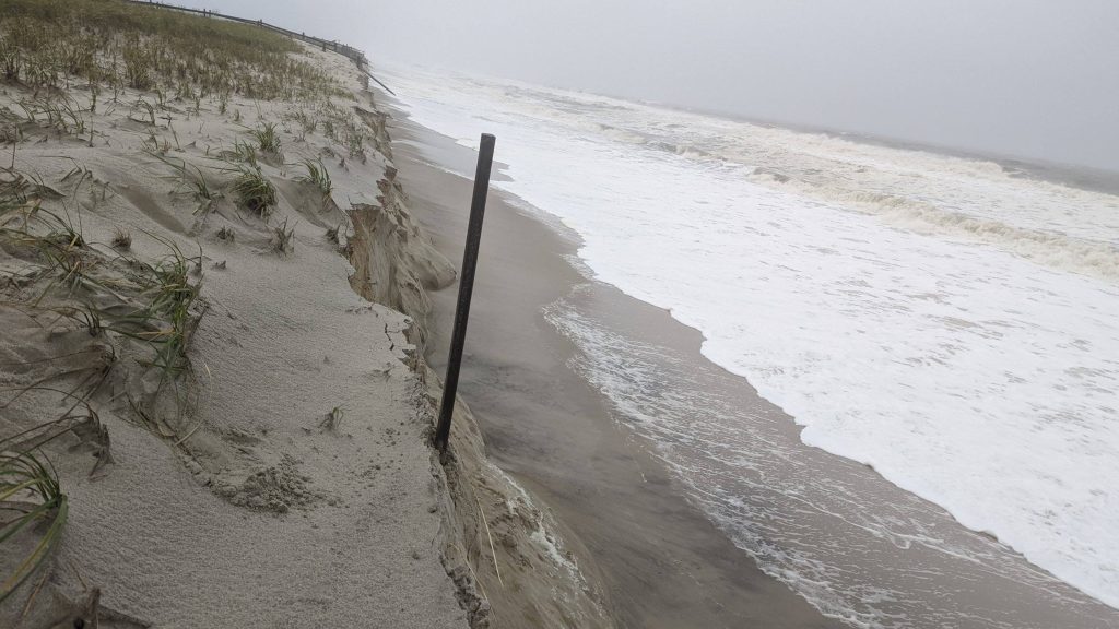 Damage and erosion in Ortley Beach, N.J., Oct. 4, 2022. (Photo: Daniel Nee)