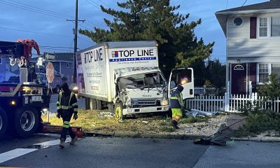 A box truck involved in a single-vehicle crash on Route 35 South in Lavallette, Dec. 22, 2022. (Photo: Daniel Nee)