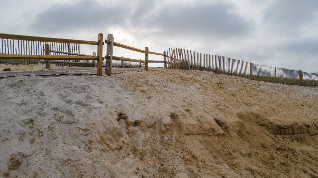 The beach entrance at Fifth Avenue in Ortley Beach, where some residents say dunes are too steep, June 2023. (Photo: Shorebeat)