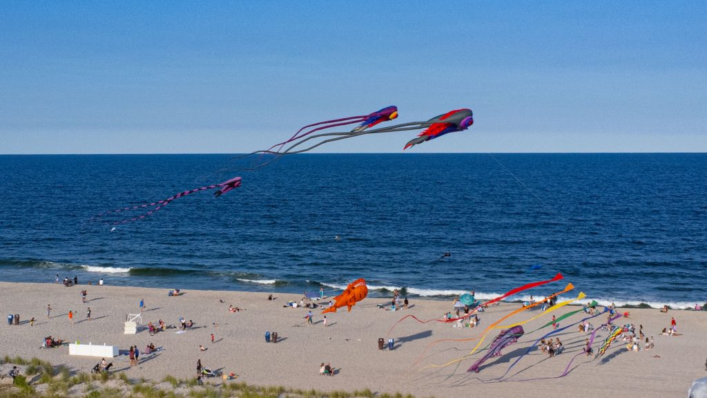 The 'Wind Wolves' present their weekly kite performance in Seaside Park, N.J., Aug. 2, 2023. (Photo: Shorebeat)