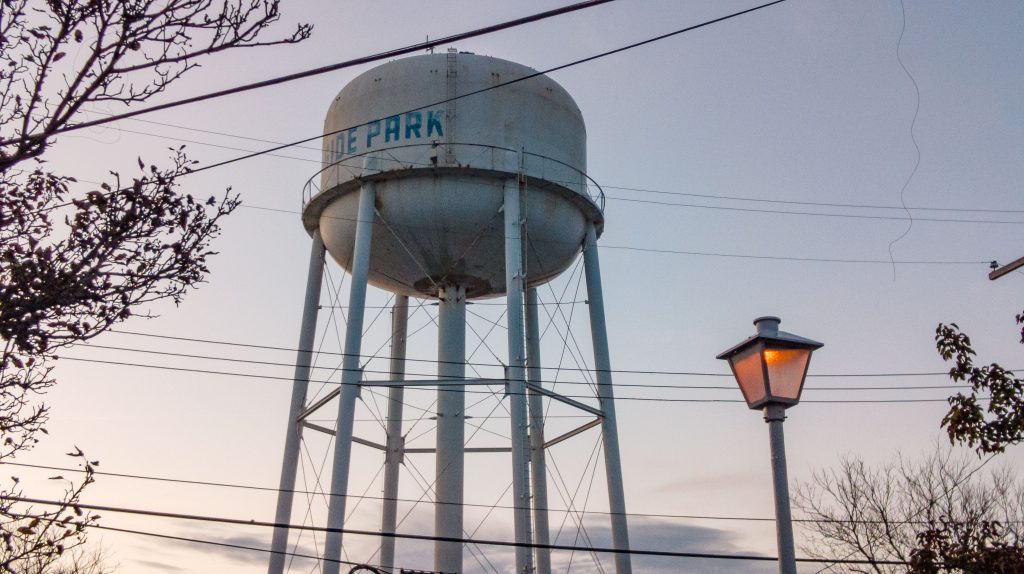 The Seaside Park water tower at Decatur Avenue prior to maintenance, Oct. 2023. (Photo: Shorebeat)