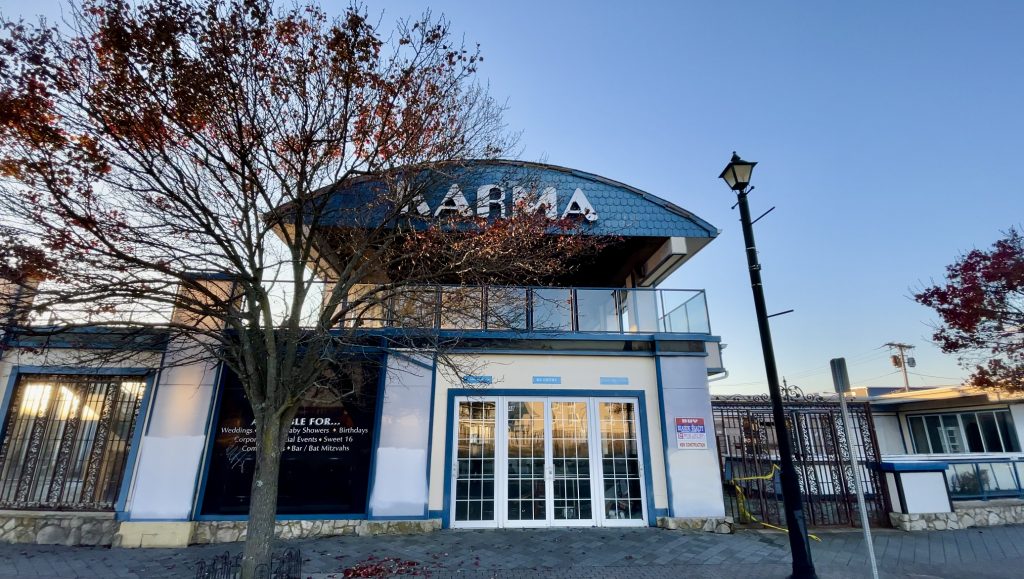The former 'Karma' building in poor condition, Seaside Heights, N.J., Nov. 2023. (Photo: Shorebeat)
