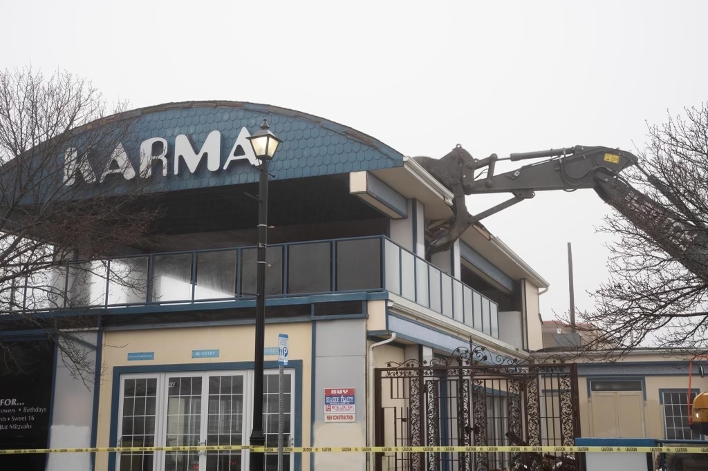 The Karma nightclub in Seaside Heights is demolished, Dec. 27, 2023. (Photo: Mike Loundy)