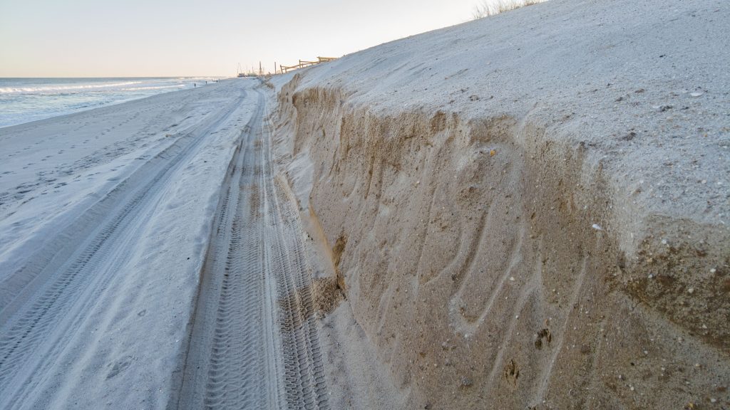 'Cliffs' formed after the Dec. 10-11, 2023 storm in Ortley Beach. (Photo: Shorebeat)
