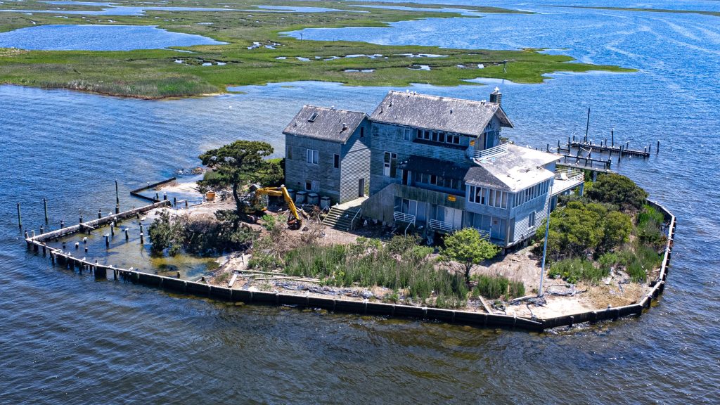 The home on Middle Sedge Island, Barnegat Bay, Toms River, N.J., May 2024. (Photo: Shorebeat)